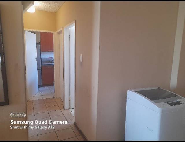 2 BEDROOM APARTMENT FOR SALE IN SUNNYSIDE